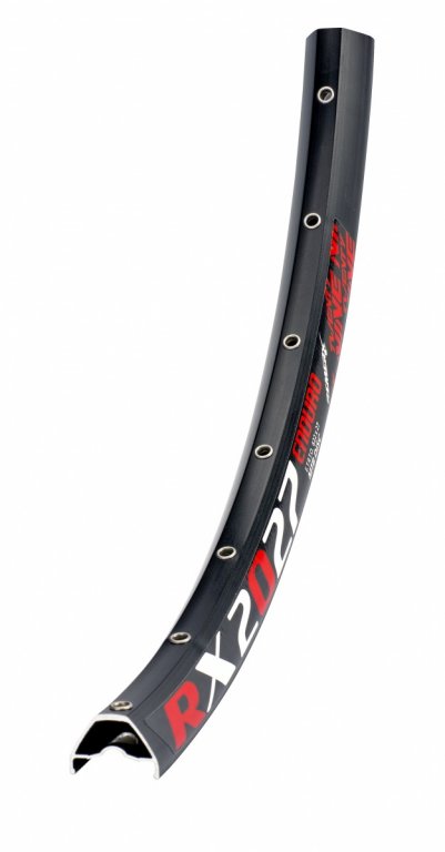 ráfek REMERX RX2027 622x27 28 děr černý nýt